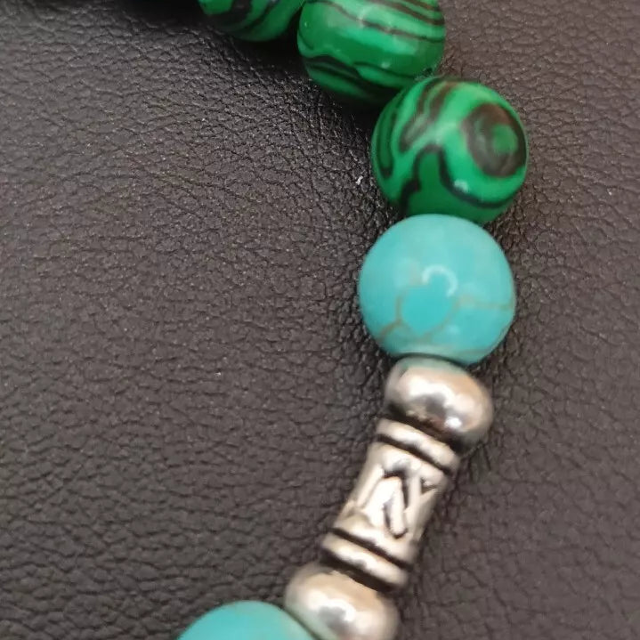 Bracelet en Pierre Naturelle Malachite Howlite teinté turquoise Les Gemmes de l'Ursuya
