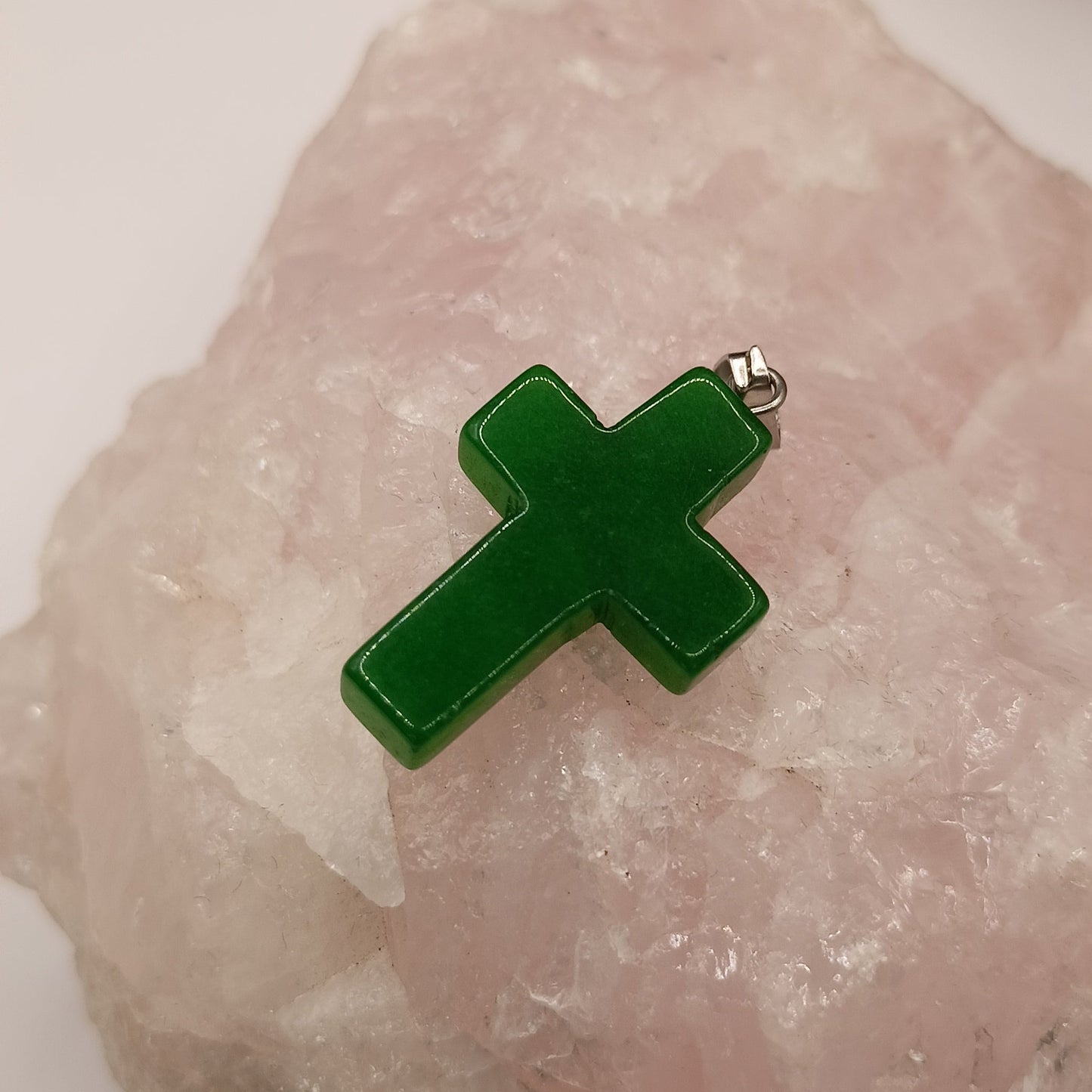 Pendentif Pierre Naturelle Aventurine Verte Croix Catholique
