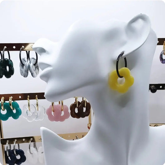 Boucles d'oreille avec grande fleurs en résine _ Interchangeables Les Gemmes de l'Ursuya
