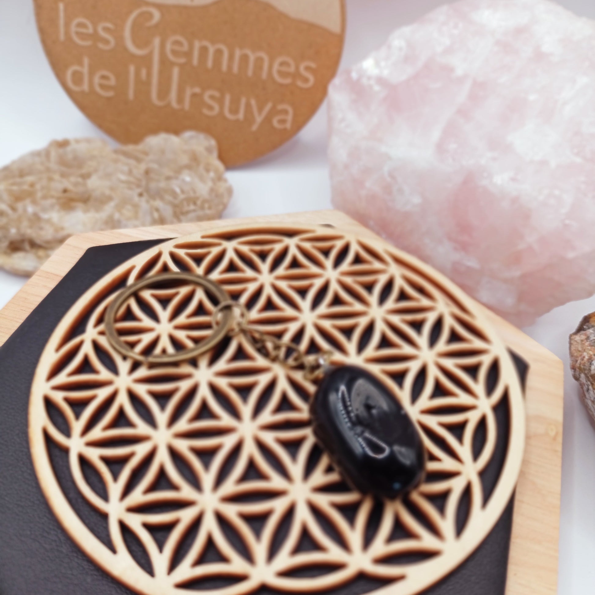 Porte Clés, obsidienne Pierre Polie Les Gemmes de l'Ursuya