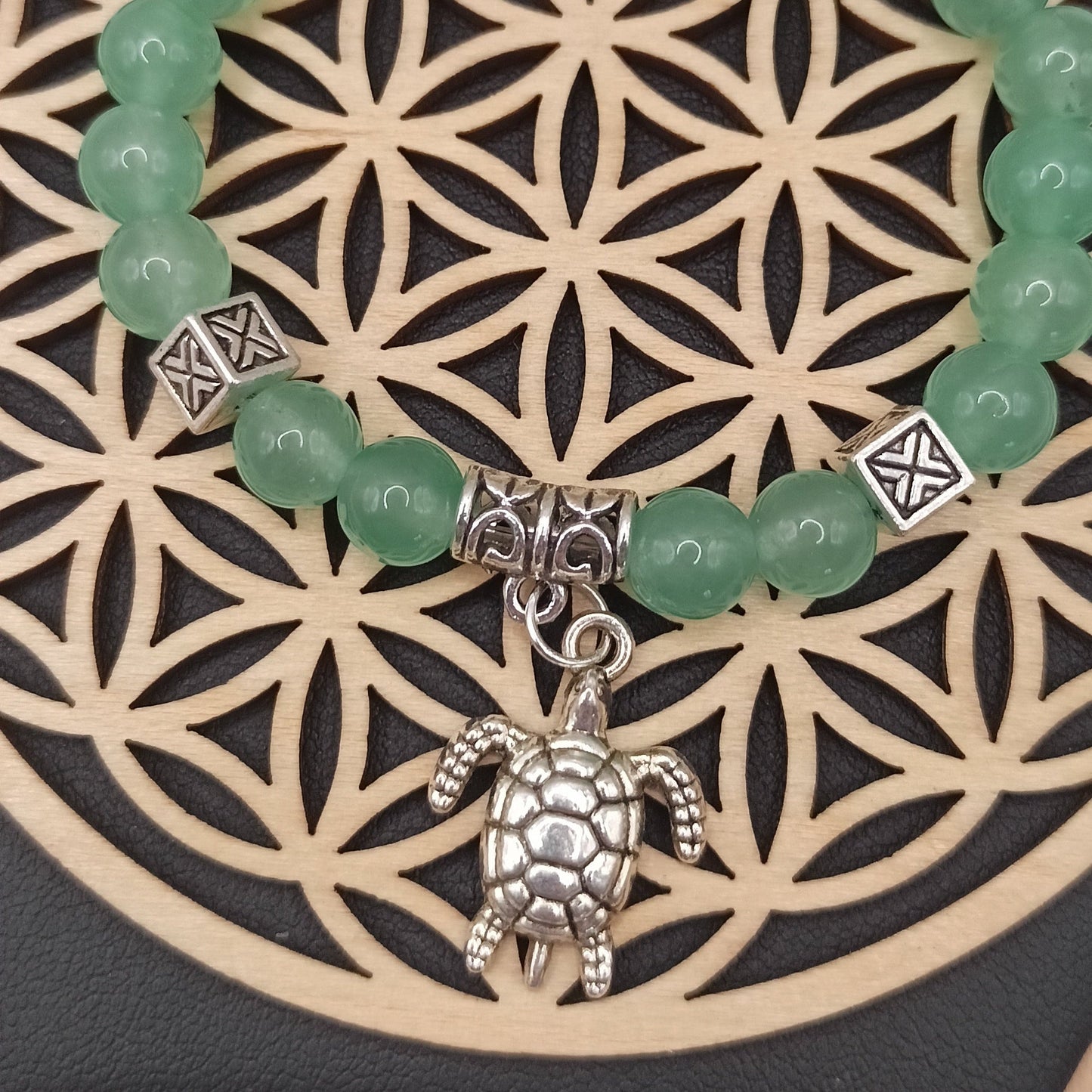 Bracelet en aventurine et pendentif tortue Les Gemmes de l'Ursuya