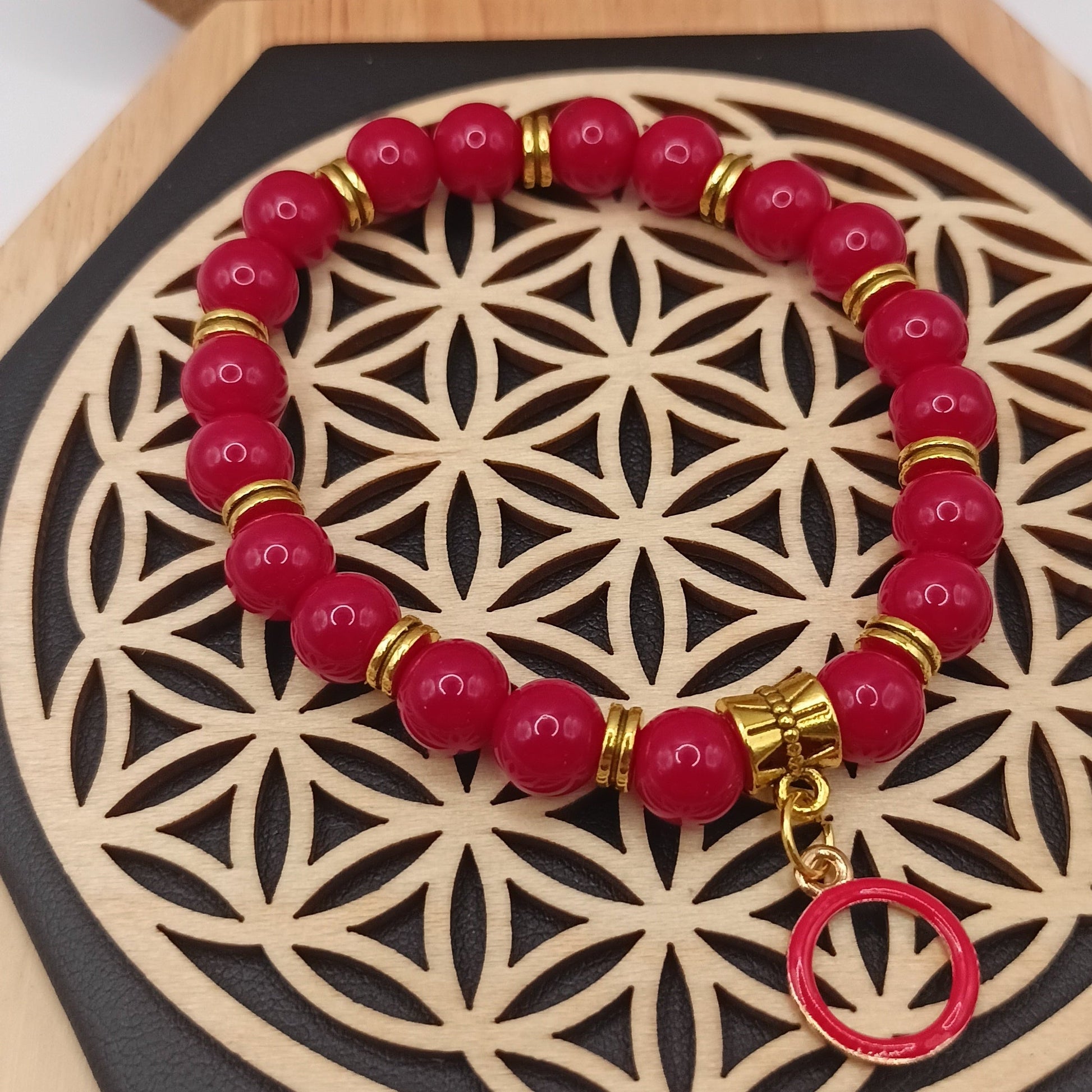 Bracelet en pierre naturelle corail fossile et pendentif Les Gemmes de l'Ursuya
