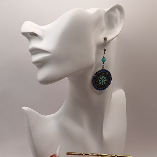 Boucles d'oreilles howlite turquoise fantaisie | Les Gemmes de l'Ursuya