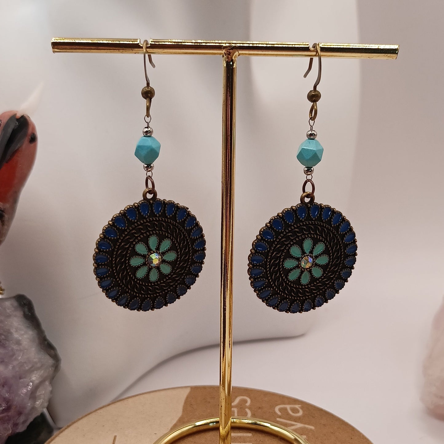 Boucles d'oreilles howlite turquoise fantaisie | Les Gemmes de l'Ursuya
