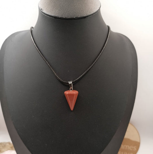 Collier pendentif verre imitation pierre du soleil Les Gemmes de l'Ursuya