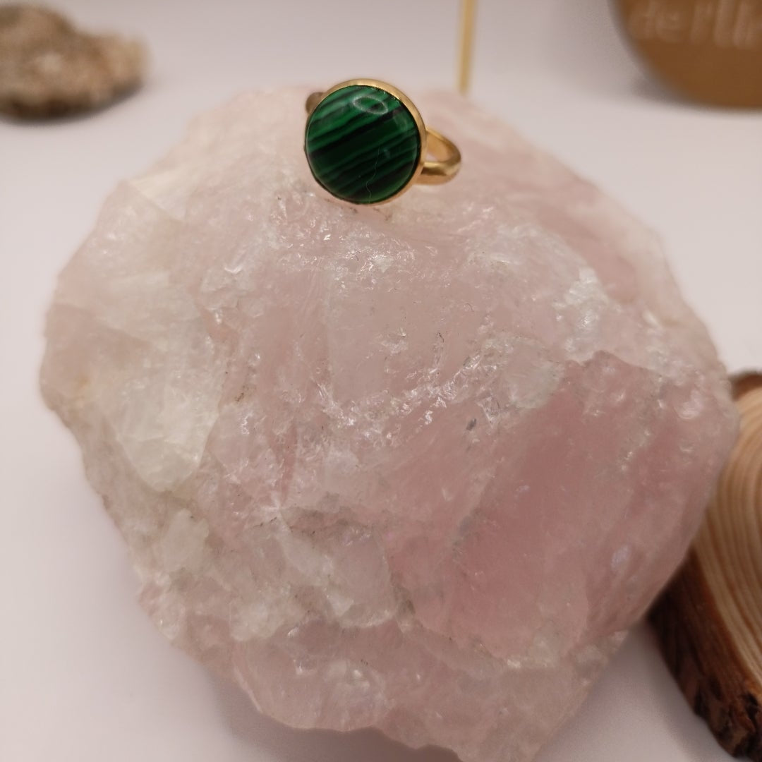 Bague monture ajustable avec pierre naturelle malachite Les Gemmes de l'Ursuya