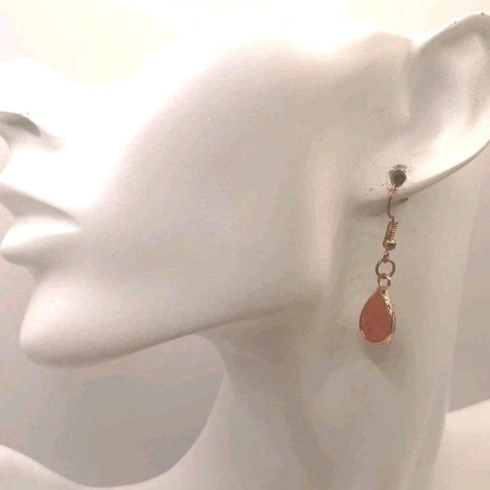 Boucles d’oreilles pierre naturelle aventurine orange – fantaisie dorée dormeuses Les Gemmes de l'Ursuya