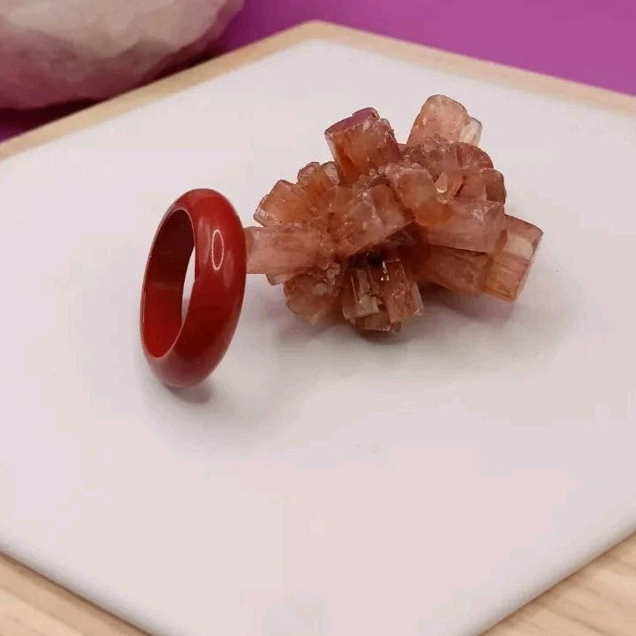 Bague forme d'anneau en pierre naturelle Jaspe rouge T20