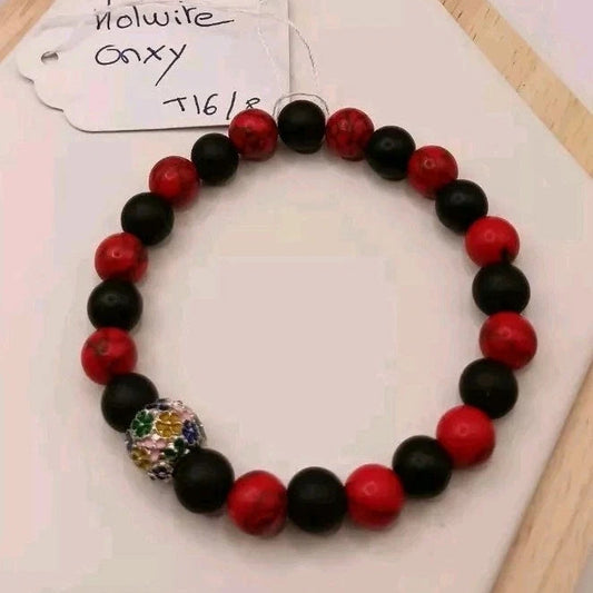 Bracelet En Holwite Rouge, Onyx Et Déco Fleurs