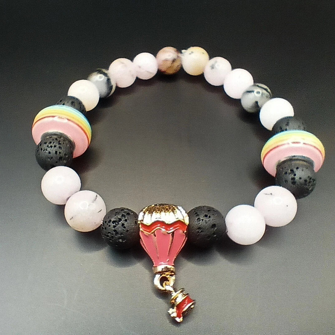 Bracelet En Opale Cerise Pierre De Lave Et Montgolfière Les Gemmes de l'Ursuya