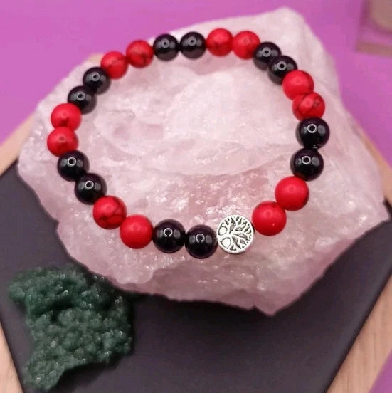 Bracelet En Holwite Rouge, Onyx Et Arbre De Vie Les Gemmes de l'Ursuya