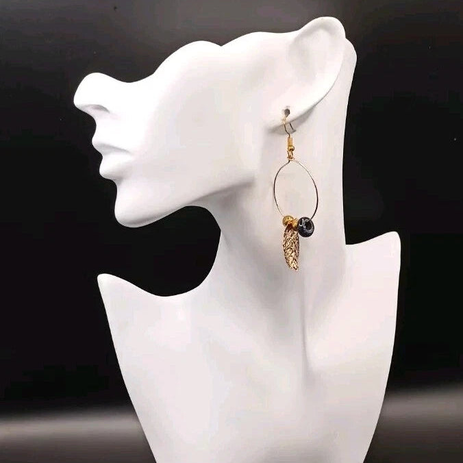 Boucles D'oreilles Et Pierre Du Soleil (En Verre) + Plume Et Perles Dorée Les Gemmes de l'Ursuya