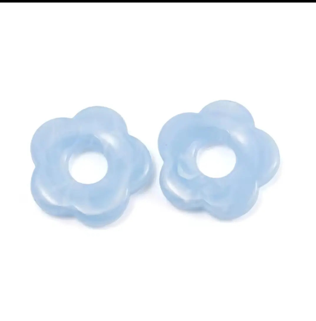 Boucles d'oreille avec grande fleurs en résine _ Interchangeables Les Gemmes de l'Ursuya