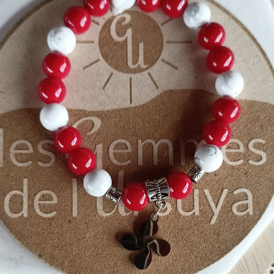 Bracelet pierres naturelles – Corail & Howlite Croix basque