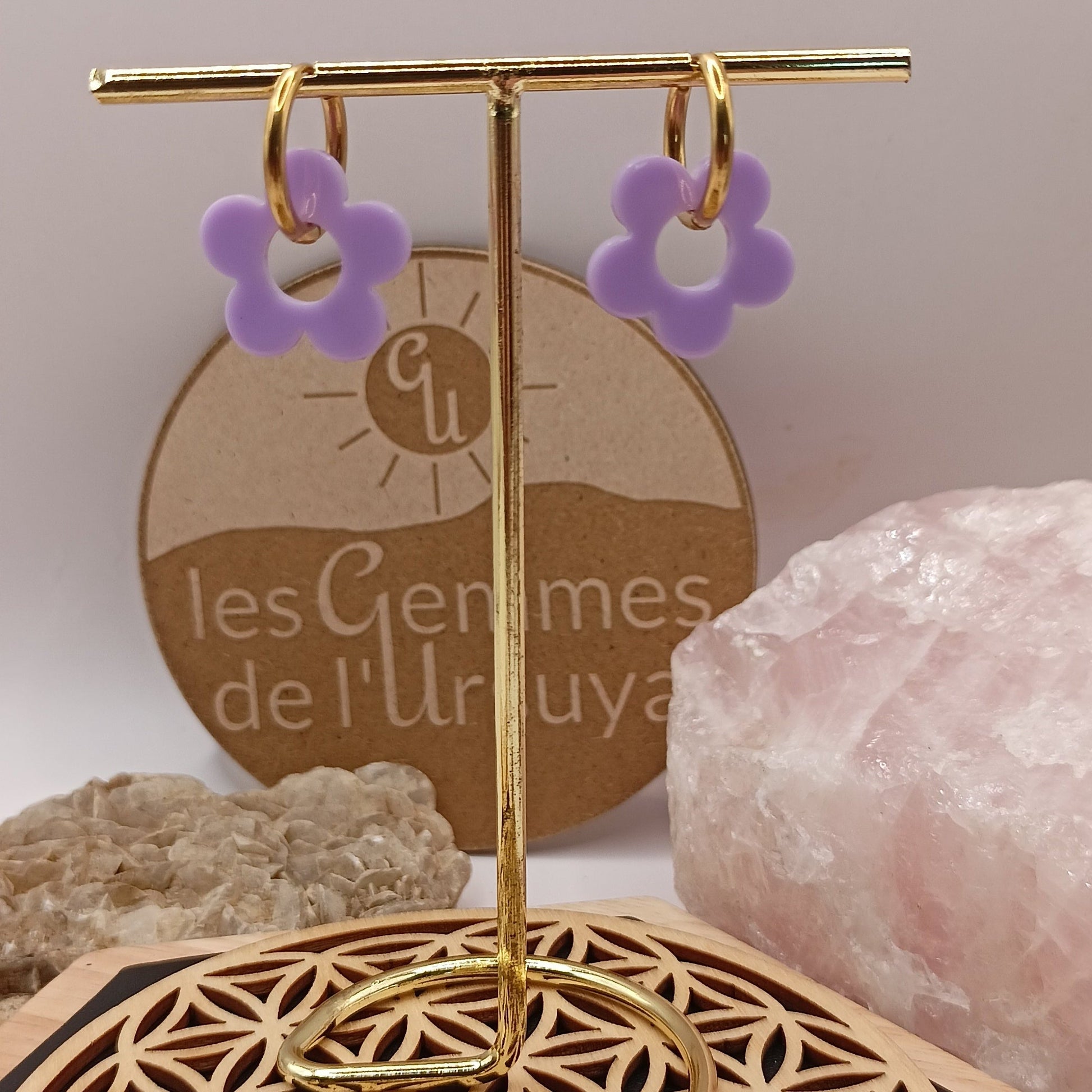 Boucles d'oreilles avec petites fleurs en résine _ Interchangeables Les Gemmes de l'Ursuya