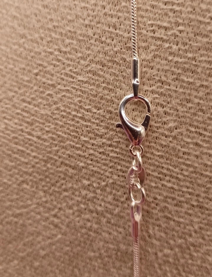 Collier Mailles Serpent Argenté Et Pendentif Pierre Naturelle Aventurine Verte