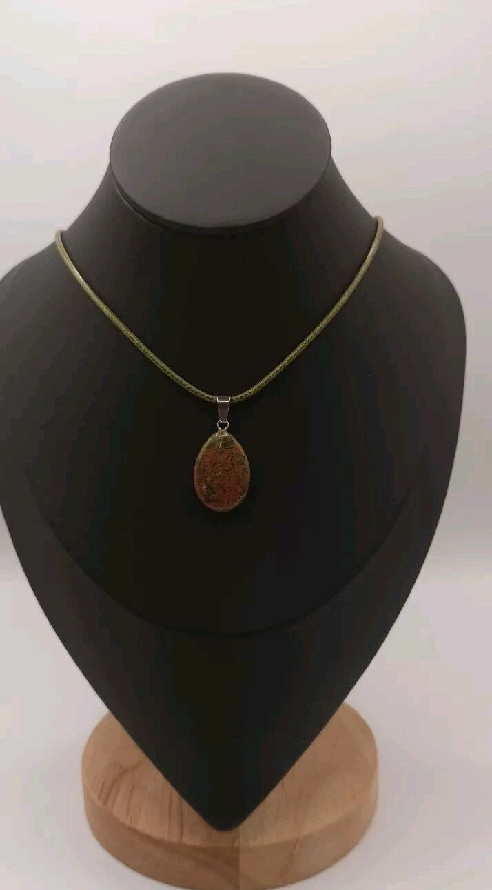 Collier avec Pendentif Pierre Naturelle Unakite Les Gemmes de l'Ursuya